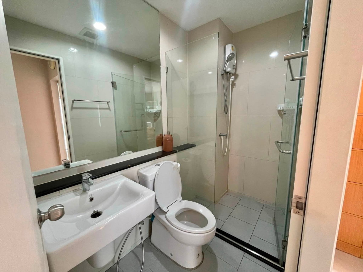 picture PFD-08747 Condo for rent, Aspire Erawan, next to BTS Chang Erawan Station. - 8/9