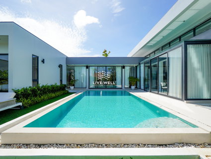 Sale with tenant Luxury Pool Villa Pattaya 