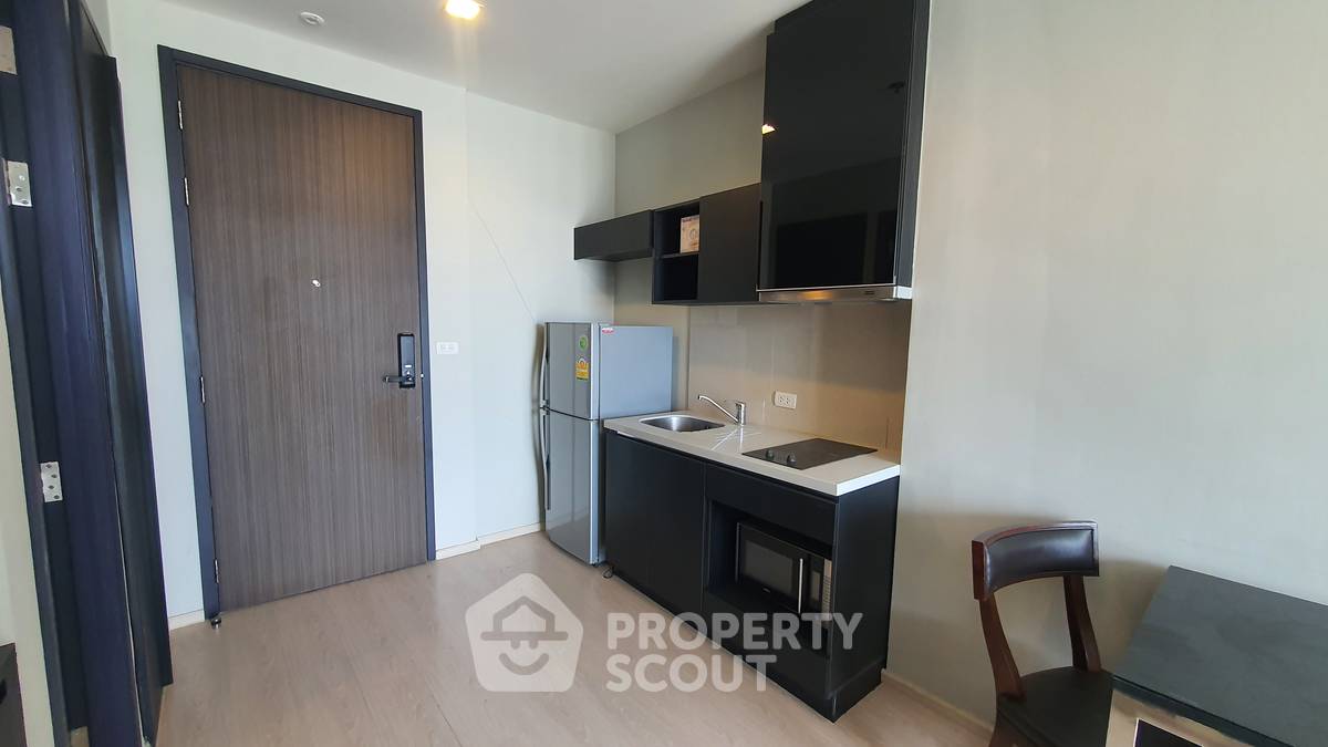 รูป ราคาเหมาะสม 1 ห้องนอน 35 ตร.ม. ริธึม สุขุมวิท 44/1 ใกล้ BTS พระโขนง 70 ม. (ID 1204844) - รูปที่ 13/17