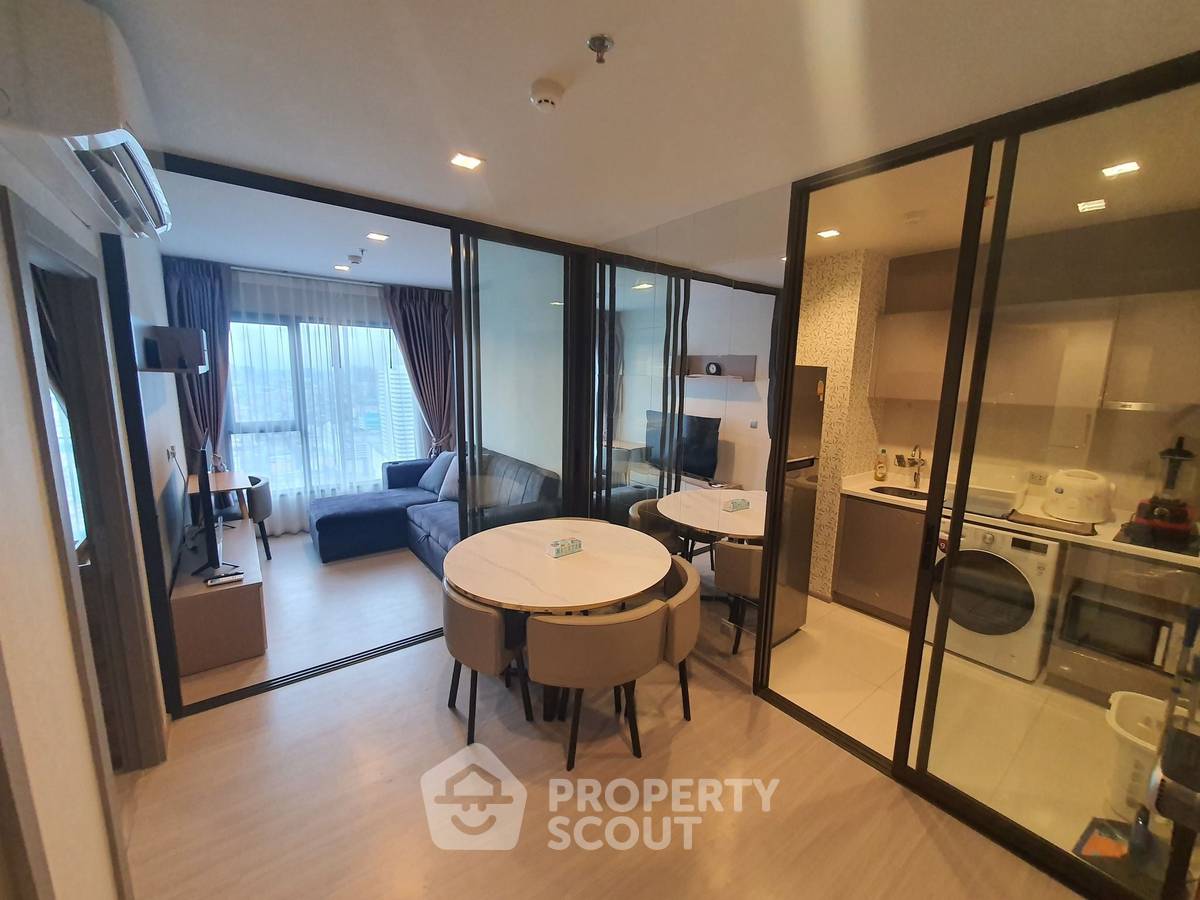 รูป คอนโด 1 ห้องนอน 36 ตร.ม. ชั้นสูง 36 ห้อง Life Asoke - Rama 9 ใกล้ MRT พระราม 9 300 ม. (ID 2205715) - รูปที่ 2/15