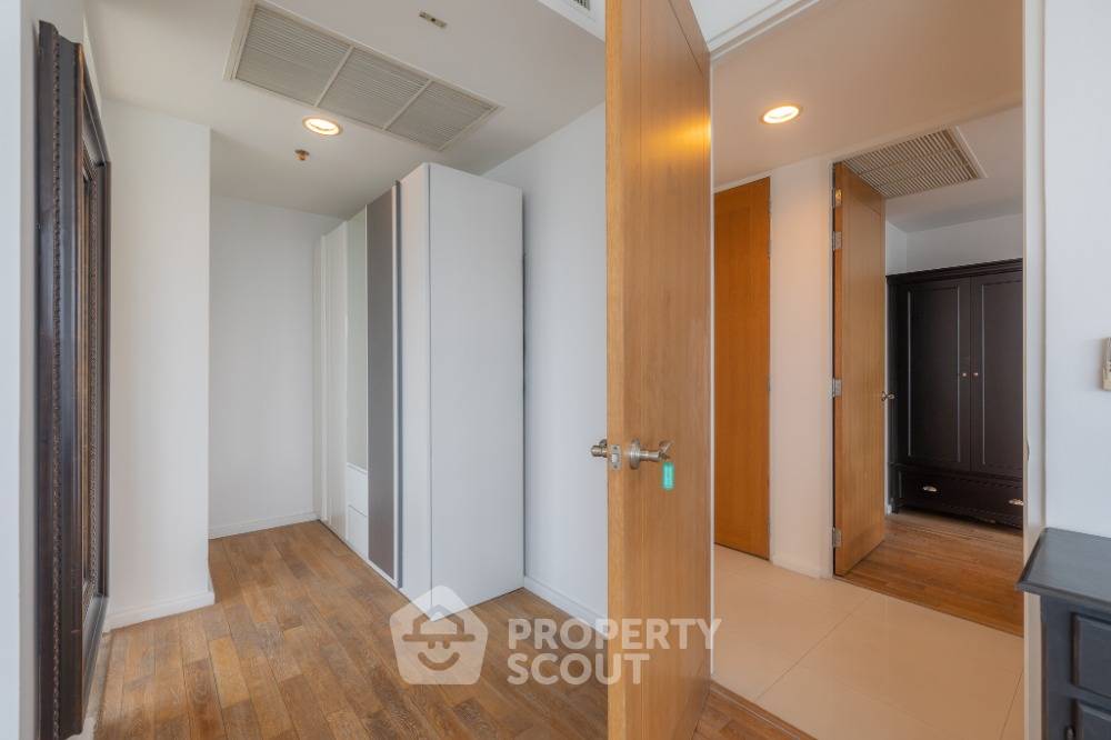 รูป คอนโด 2 ห้องนอน 103 ตร.ม. ชั้นสูง 26 ที่ The Royal Maneeya ใกล้ BTS ชิดลม 200 ม. (ID 807421) - รูปที่ 7/39