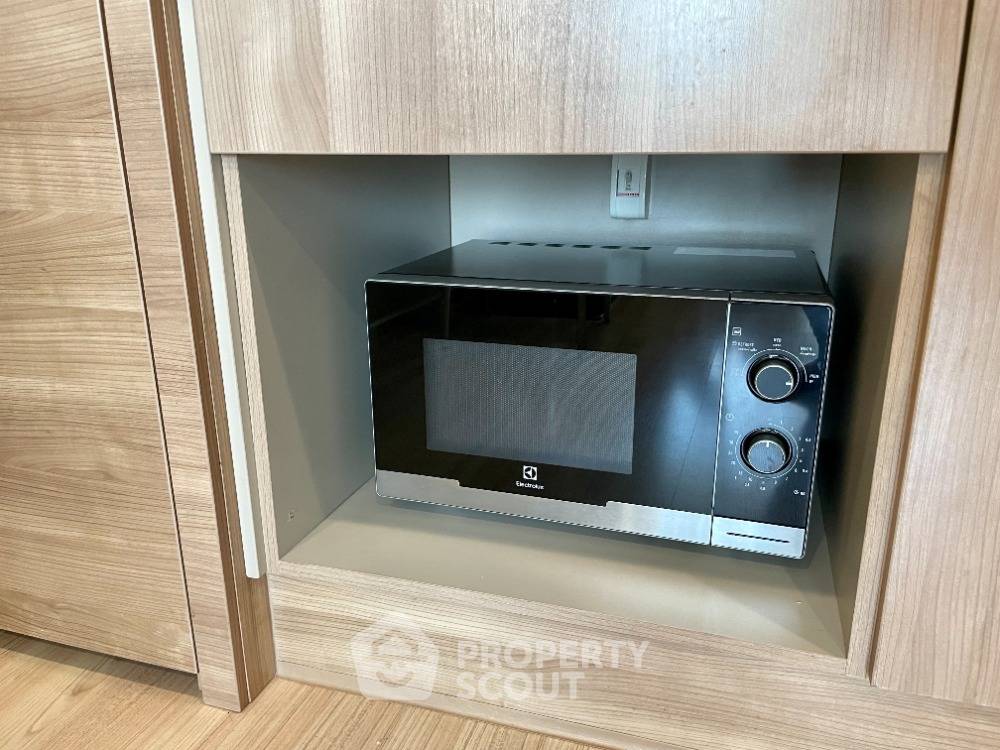 รูป คอนโด 1 ห้องนอน 38 ตร.ม. ให้เช่า Rhythm Sathorn ใกล้ BTS สะพานตากสิน 300 ม. (ID 1512809) - รูปที่ 6/13