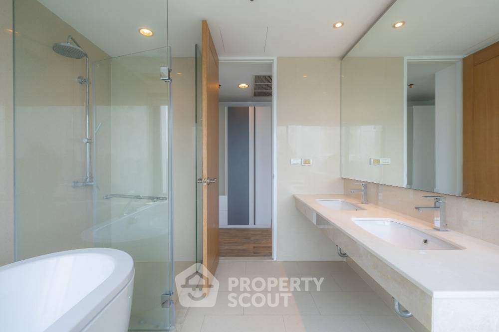 รูป คอนโด 2 ห้องนอน 103 ตร.ม. ชั้นสูง 26 ที่ The Royal Maneeya ใกล้ BTS ชิดลม 200 ม. (ID 807421) - รูปที่ 10/39