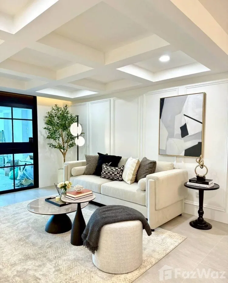 picture Newly renovated 6544681 - 4/12
