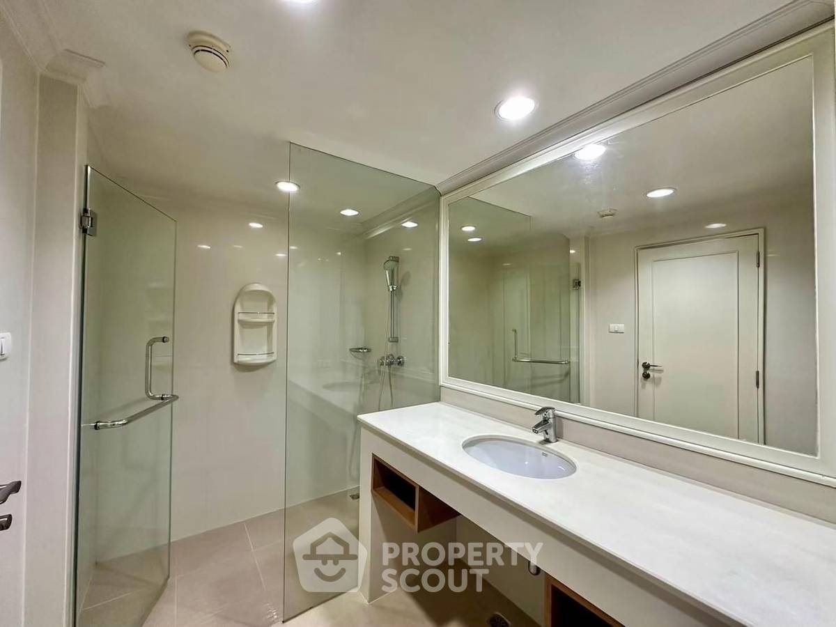 picture 2-BR 123 Sqm Condo At Somkid Gardens, 300m To BTS Chit Lom (ID 2044105) - 10/13