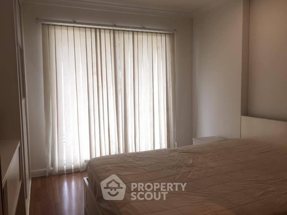 picture High-Floor 1-BR 37 Sqm Lumpini Place Rama 9–Ratchada, MRT Phra Ram 9 (ID 375950) - 1/8