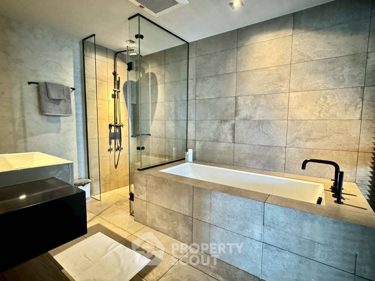 รูป ห้องมุมชั้นสูง 2 ห้องนอน 120 ตร.ม. ที่ The Lofts Asoke ใกล้ MRT เพชรบุรี 300 ม. (ID 3061915) - รูปที่ 9/9