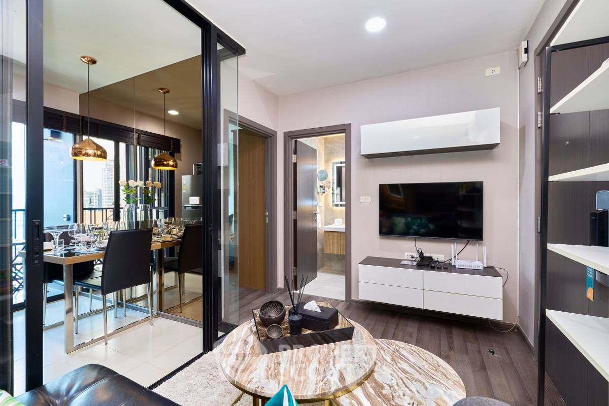 picture High-Floor 1-BR 31 Sqm At The Base Park East Sukhumvit 77 Near BTS On Nut (ID 3061820) - 2/13