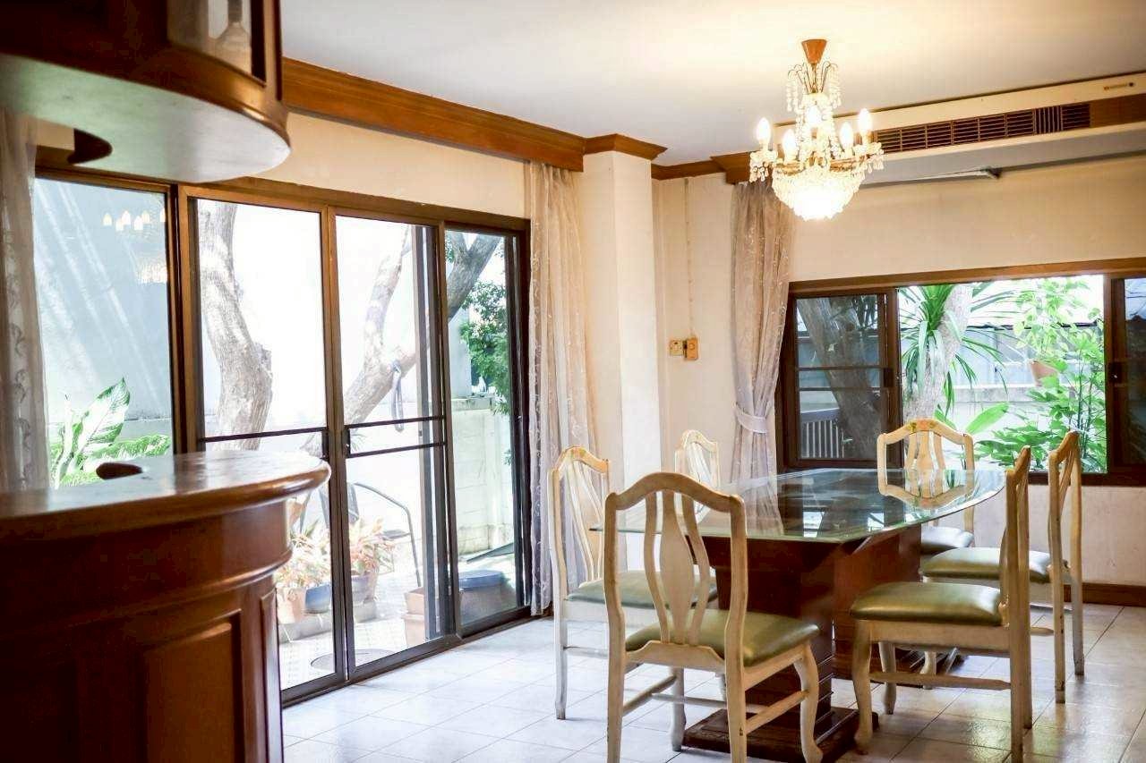 รูป LTHC15893 – House for Sale Sathorn | Soi Sathorn 11 Yaek 13 | 35 MB | บ้านขาย สาทร ซอยสาทร 11 แยก 13 - รูปที่ 4/8
