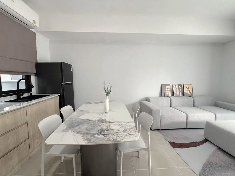 รูป บ้านให้เช่า Townhouse Pleno สุขุมวิท-บางนา 2 พร้อมเข้าอยู่สนใจติดต่อ Line @goodmanpro หรือโทร 0999029 - รูปที่ 10/13