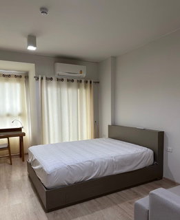 รูปภาพ Rent Ideo Sathorn - Wongwian Yai, corner unit, beautiful, ready to move in, near BTS Wongwian Yai. Interested? Add Line: @841qqlnr