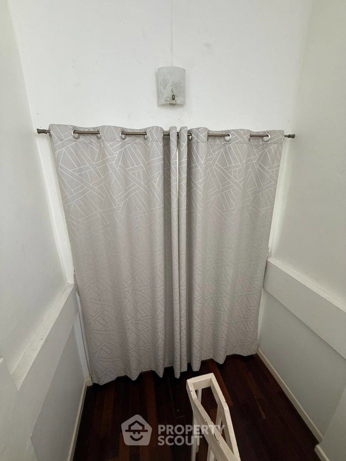 รูป ทาวน์เฮาส์ 3 ห้องนอน ให้เช่า ในคลองจั่น บางกะปิ (100 ตร.ม.) (ID 3061605) - รูปที่ 4/19
