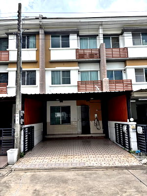 เช่าทาวน์โฮม กรุงเทพมหานคร : R3085 ให้เช่าทาวน์โฮม 3 ชั้น ทาวน์พลัส อ่อนนุช ลาดกระบัง (ว่างค่ะ) ใกล้ห้างสะดวกสบาย