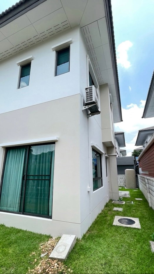 picture Corner Detached House for Sale | Owner Direct - 4/16