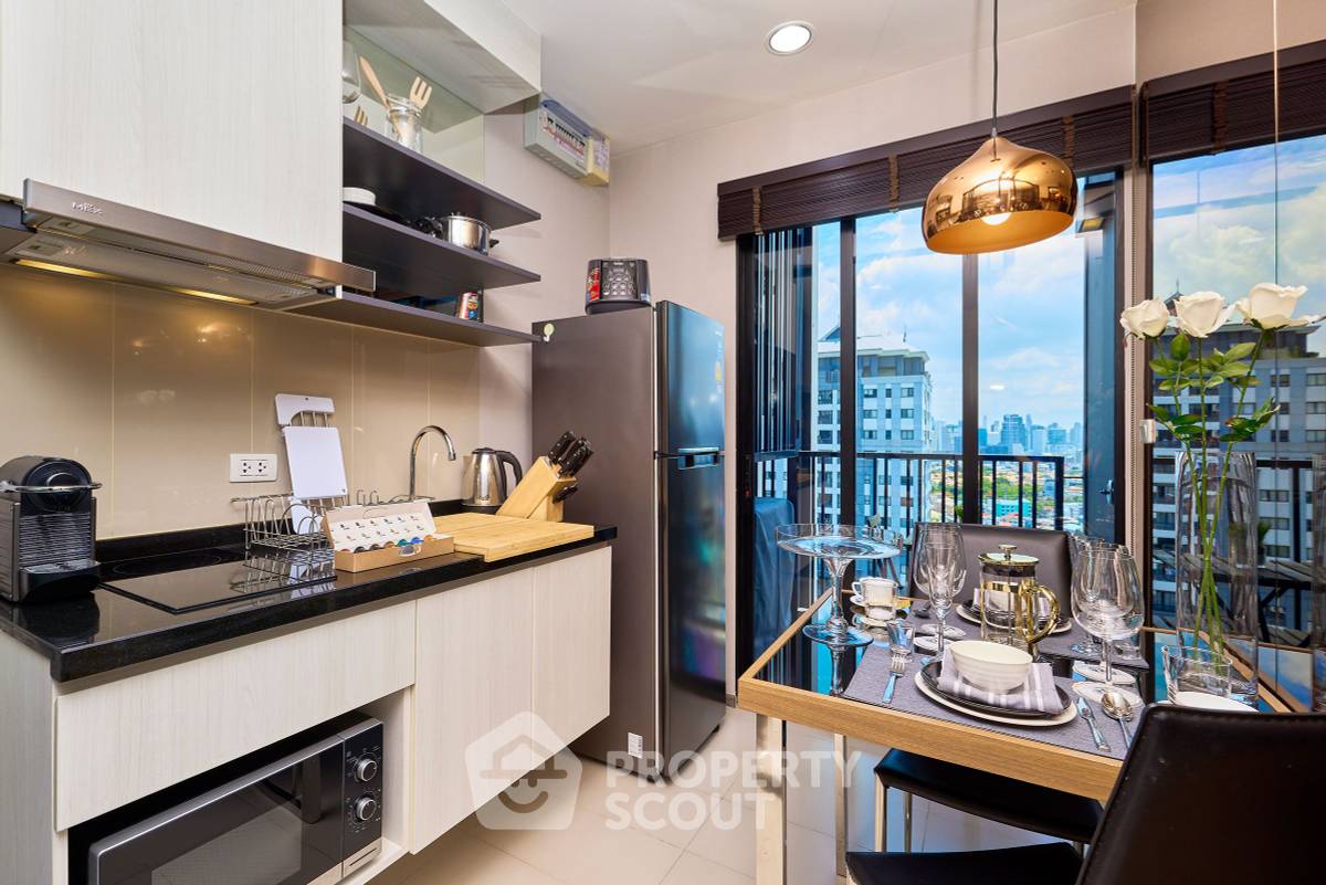 picture High-Floor 1-BR 31 Sqm At The Base Park East Sukhumvit 77 Near BTS On Nut (ID 3061820) - 4/13