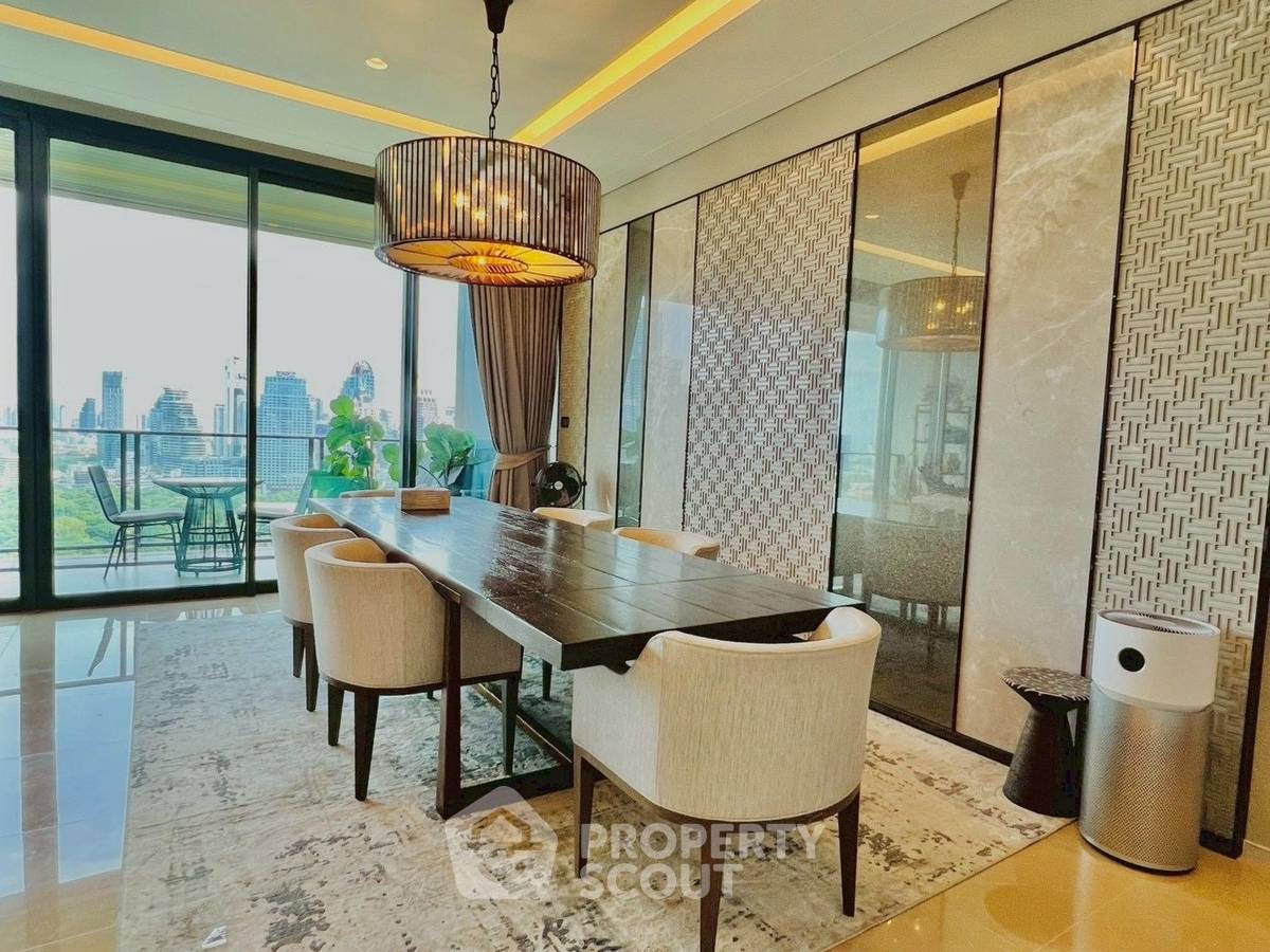 รูป คอนโด 3 ห้องนอน 216 ตร.ม. ชั้นสูง อยู่สบาย เป็นมิตรกับสัตว์เลี้ยง The Residences at Sindhorn Kempinski ใกล้ BTS ราชดำริ (ID 3061917) - รูปที่ 2/11