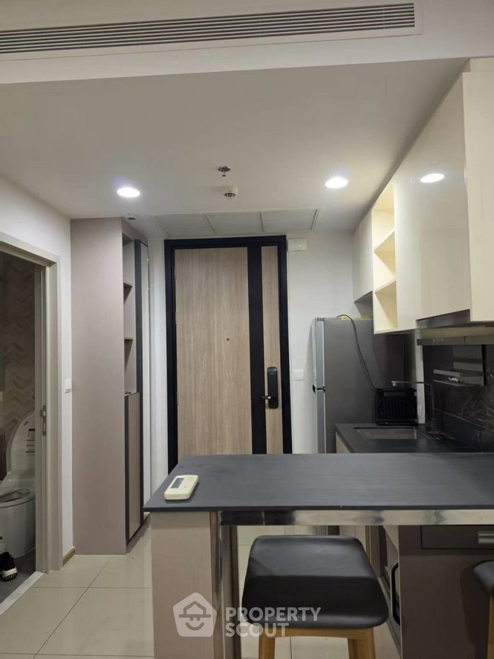 picture High-Floor 1-BR 35 Sqm at Oka Haus Sukhumvit 36,  BTS Thong Lor (ID 3060726) - 3/6