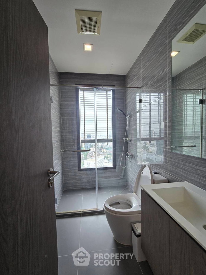 picture 28th-Floor 2-BR 65 Sqm Condo At M Jatujak, 400m To BTS Saphan Khwai (ID 2279595) - 11/11