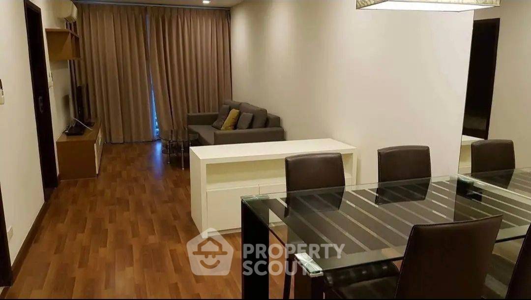 picture High-Floor 1-BR 52 Sqm At Le Luk Condominium, 200m to BTS Phra Khanong (ID 3061972) - 5/6