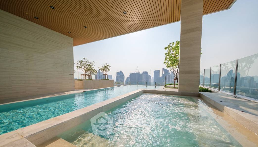 picture 1-BR 35 Sqm On 22nd Floor Maru Ekkamai 2 near BTS Ekkamai (ID 2202933) - 10/10