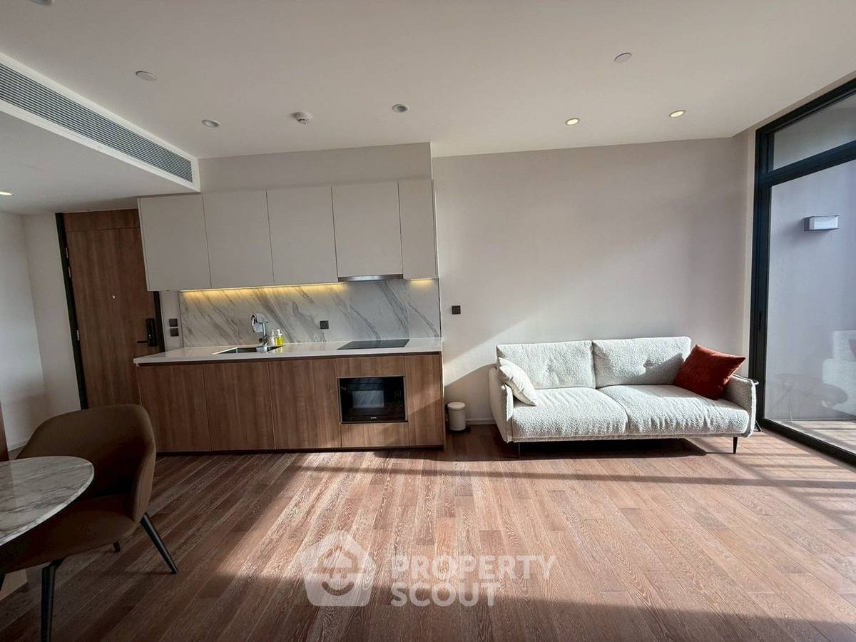 picture 2-BR 63 Sqm Condo At Muniq Sukhumvit 23, MRT Sukhumvit 100m, 24th-Floor (ID 3060086) - 16/18