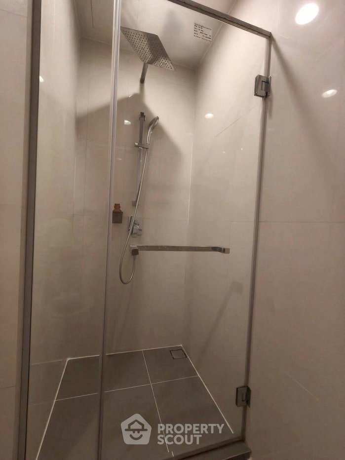 รูป คอนโด 2 ห้องนอน ชั้นสูง 37 ที่ Oka Haus Sukhumvit 36 ใกล้ BTS ทองหล่อ (ID 3060799) - รูปที่ 11/11