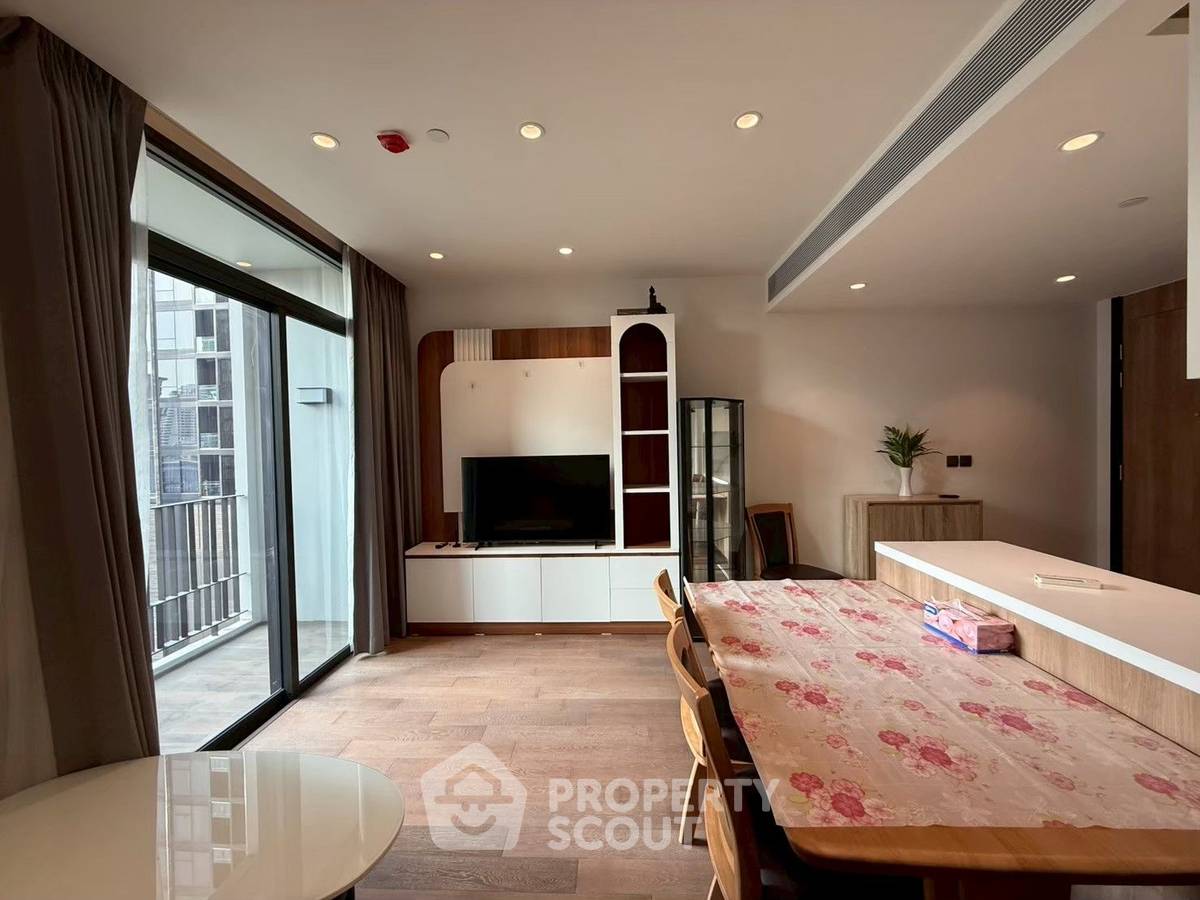 picture 2-BR 63 Sqm Condo At Muniq Sukhumvit 23, 100m to MRT Sukhumvit (ID 3060085) - 2/16