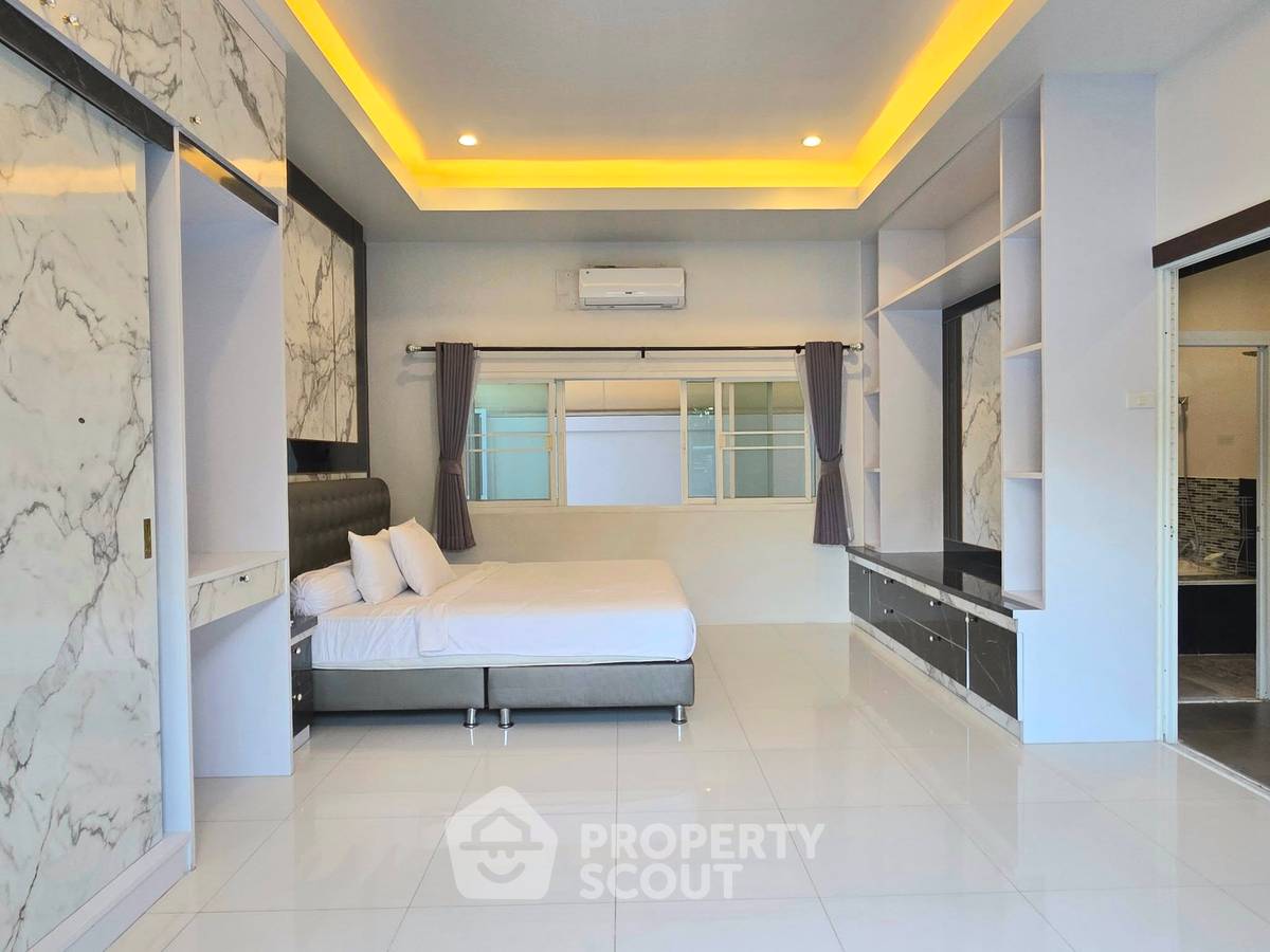 รูป บ้านเช่า 3 ห้องนอน ใน ห้วยใหญ่ บางละมุง ชลบุรี (ID 3062025) - รูปที่ 6/24