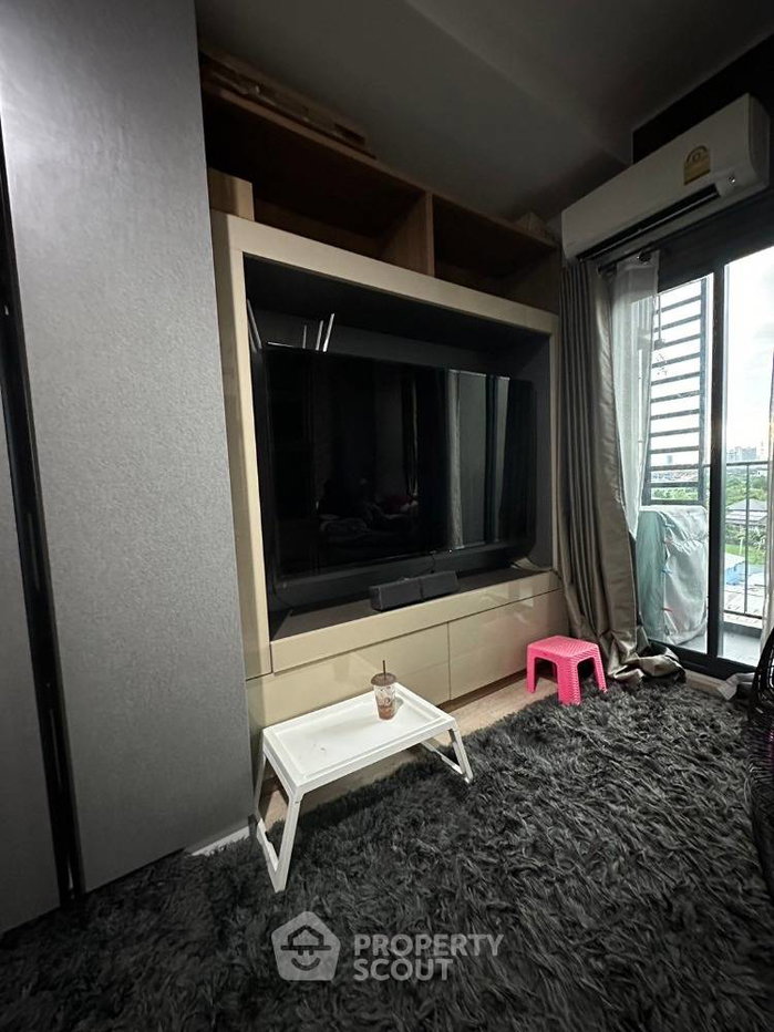 รูป คอนโด 1 ห้องนอน ให้เช่า ที่ Ideo New Rama 9 ใกล้ ARL รามคำแหง (ID 1942491) - รูปที่ 2/14