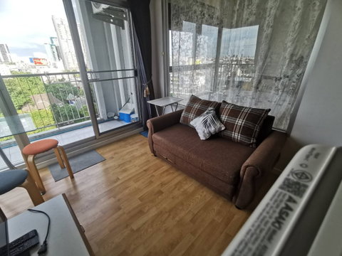 For rent : The Parkland Ngamwongwan-Khaerai