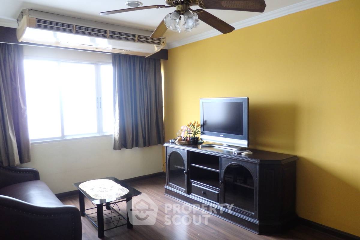 picture High-Floor 2-BR 76 Sqm At Wittayu Complex Near BTS Phloen Chit (ID 882028) - 1/12