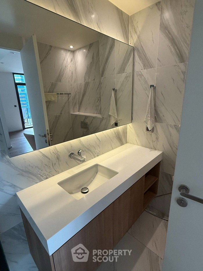 picture 2-BR 63 Sqm Condo At Muniq Sukhumvit 23, MRT Sukhumvit 100m, 24th-Floor (ID 3060086) - 4/18