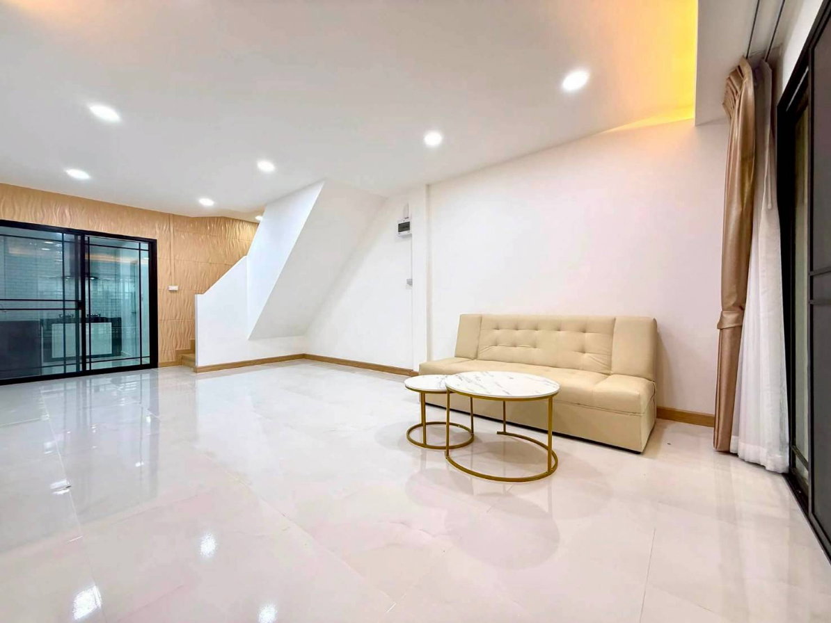 picture ⭐✨RH-066 Townhouse for Sale – Suan Phak Soi 19, Taling Chan✨⭐ - 5/16