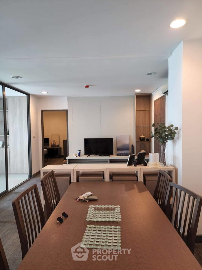 picture 2-BR Condo 83 Sqm At Rende Sukhumvit 23, 300m to MRT Sukhumvit (ID 1503156) - 2/12