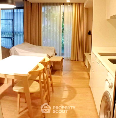Condos for rent : 1-BR Condo For Rent At LIV @ 49 Near BTS Thong Lor (ID 3061785)