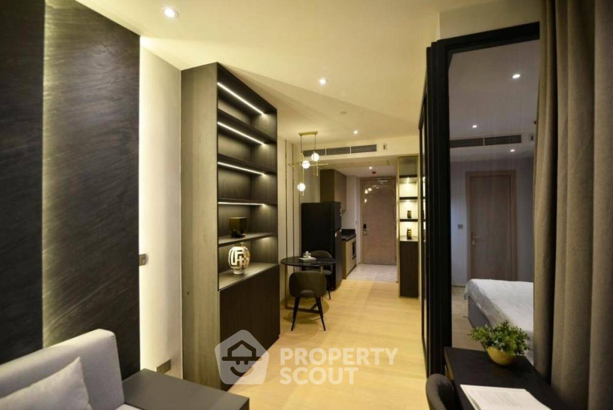 picture 1-BR 43 Sqm On 15th Floor At Ashton Asoke - Rama 9, MRT Phra Ram 9 200m (ID 2432202) - 2/5