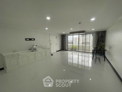รูปภาพ คอนโด 3 ห้องนอน 250 ตร.ม. ชั้น 31 โครงการ Regent On The Park 1 (สุขุมวิท 26) ใกล้ BTS พร้อมพงษ์ 400 ม. (ID 3060468)