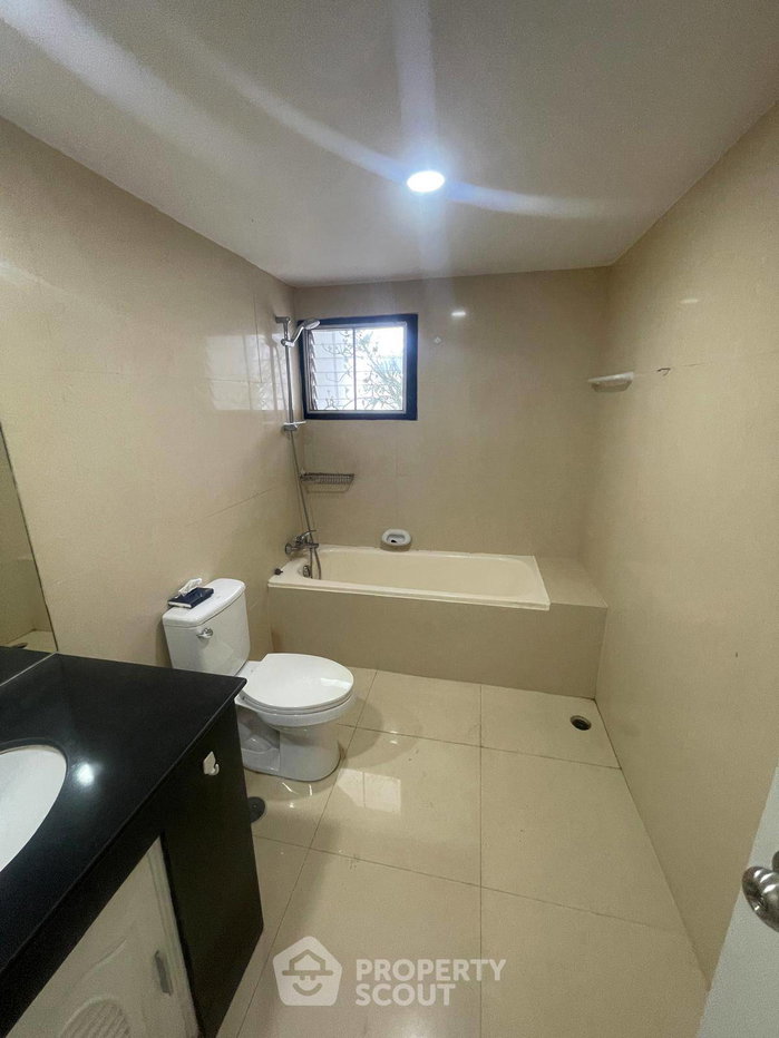 รูป คอนโด 3 ห้องนอน 250 ตร.ม. ชั้น 31 โครงการ Regent On The Park 1 (สุขุมวิท 26) ใกล้ BTS พร้อมพงษ์ 400 ม. (ID 3060468) - รูปที่ 8/16