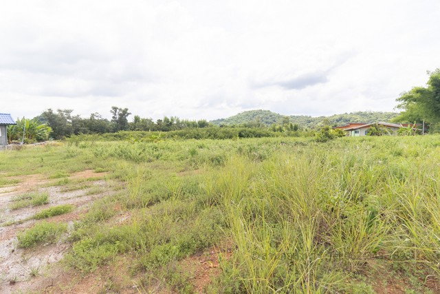 รูป [ขาย] ที่ดินถมแล้ว นครนายก ติดน้ำ วิวสวย ทำบ้านสวนเกษตรในฝัน ใกล้กรุงเทพฯ ด่วน! ฟรีค่าโอน - รูปที่ 8/8