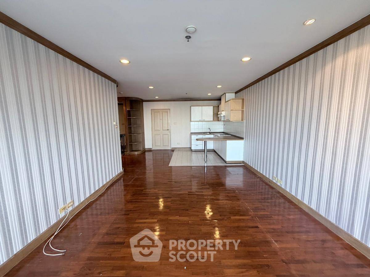 รูป คอนโด 1 ห้องนอน ขาย Baan Ploenchit พื้นที่ 57 ตร.ม. ใกล้ BTS นานา ชั้น 12 (ID 2738790) - รูปที่ 5/12