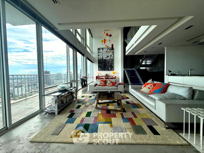 Condos for sale : 2-BR High-Floor 276 Sqm Condo For Sale At Fullerton Sukhumvit, BTS Ekkamai 400m (ID 3060182)