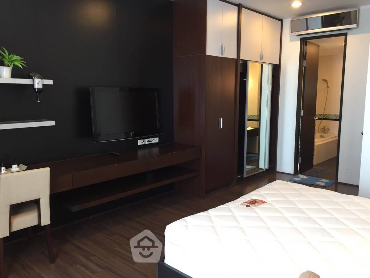 รูป คอนโด 2 ห้องนอน ชั้น 18 ขนาด 75 ตร.ม. Citi Smart Sukhumvit 18 • 200 ม. ถึง BTS อโศก (ID 452710) - รูปที่ 9/10