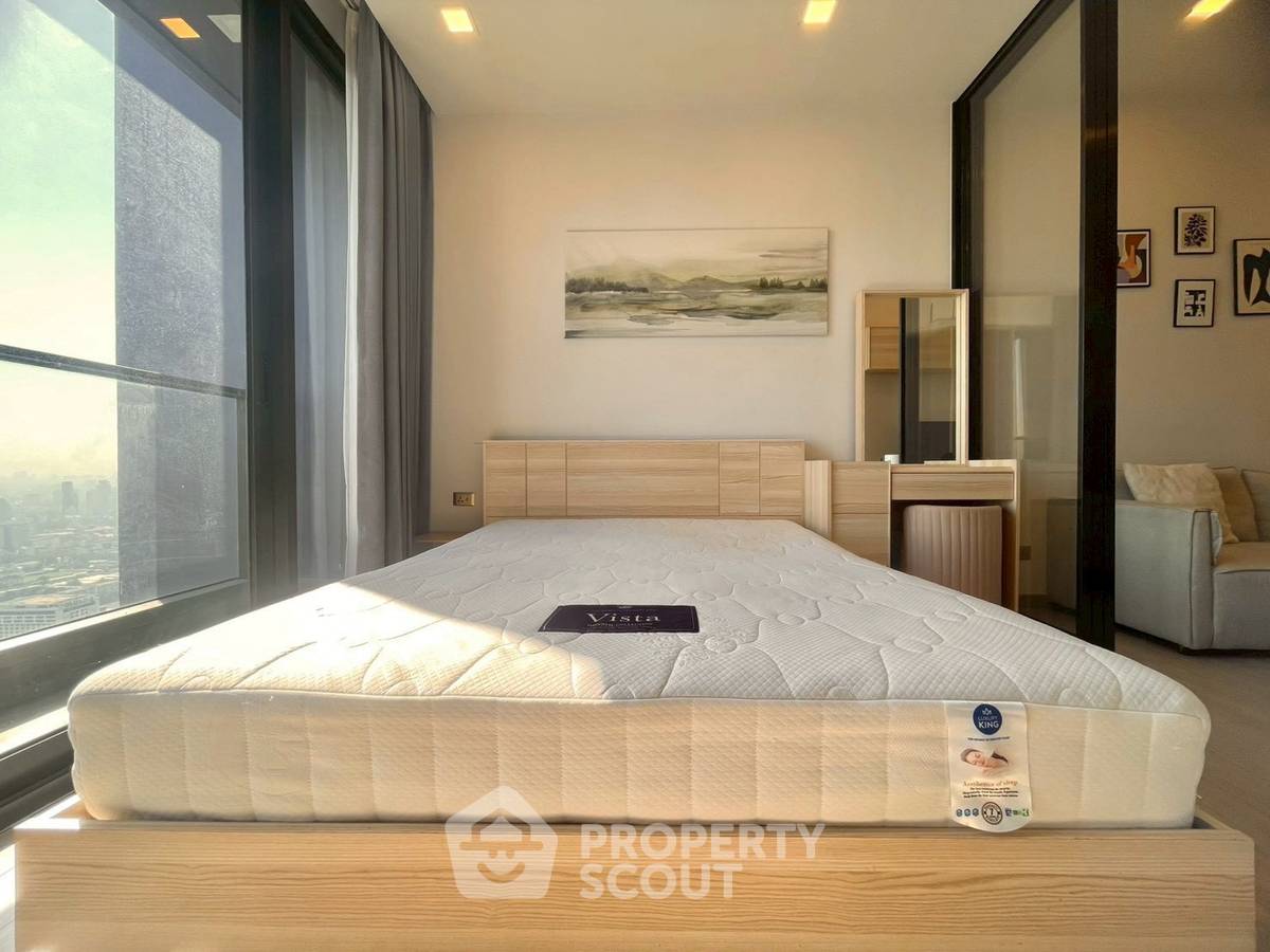 picture 1-BR Condo One 9 Five Asoke – Rama 9, High-Floor 55th, 300m to MRT (ID 3061679) - 3/8