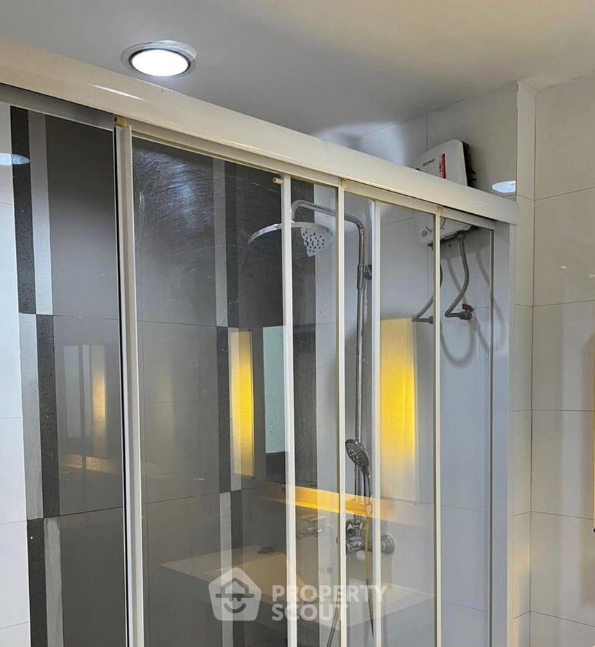 picture 1-Bedroom Condo For Sale, Rhythm Ratchada, 100m to MRT Ratchadaphisek (ID 3060169) - 4/7