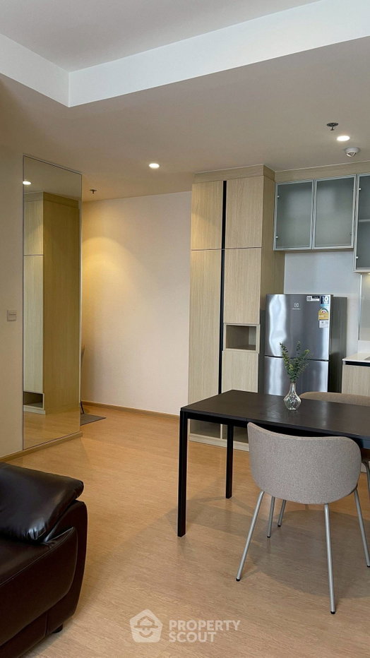 picture 1-BR 35 Sqm On 22nd Floor Maru Ekkamai 2 near BTS Ekkamai (ID 2202933) - 5/10