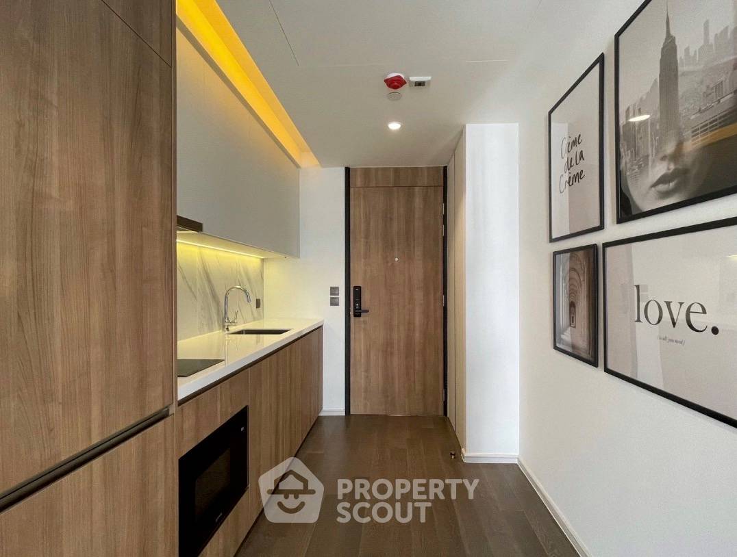 picture 1-BR Condo At Muniq Sukhumvit 23, 15th-Floor, 100m To MRT Sukhumvit (ID 3060194) - 2/5