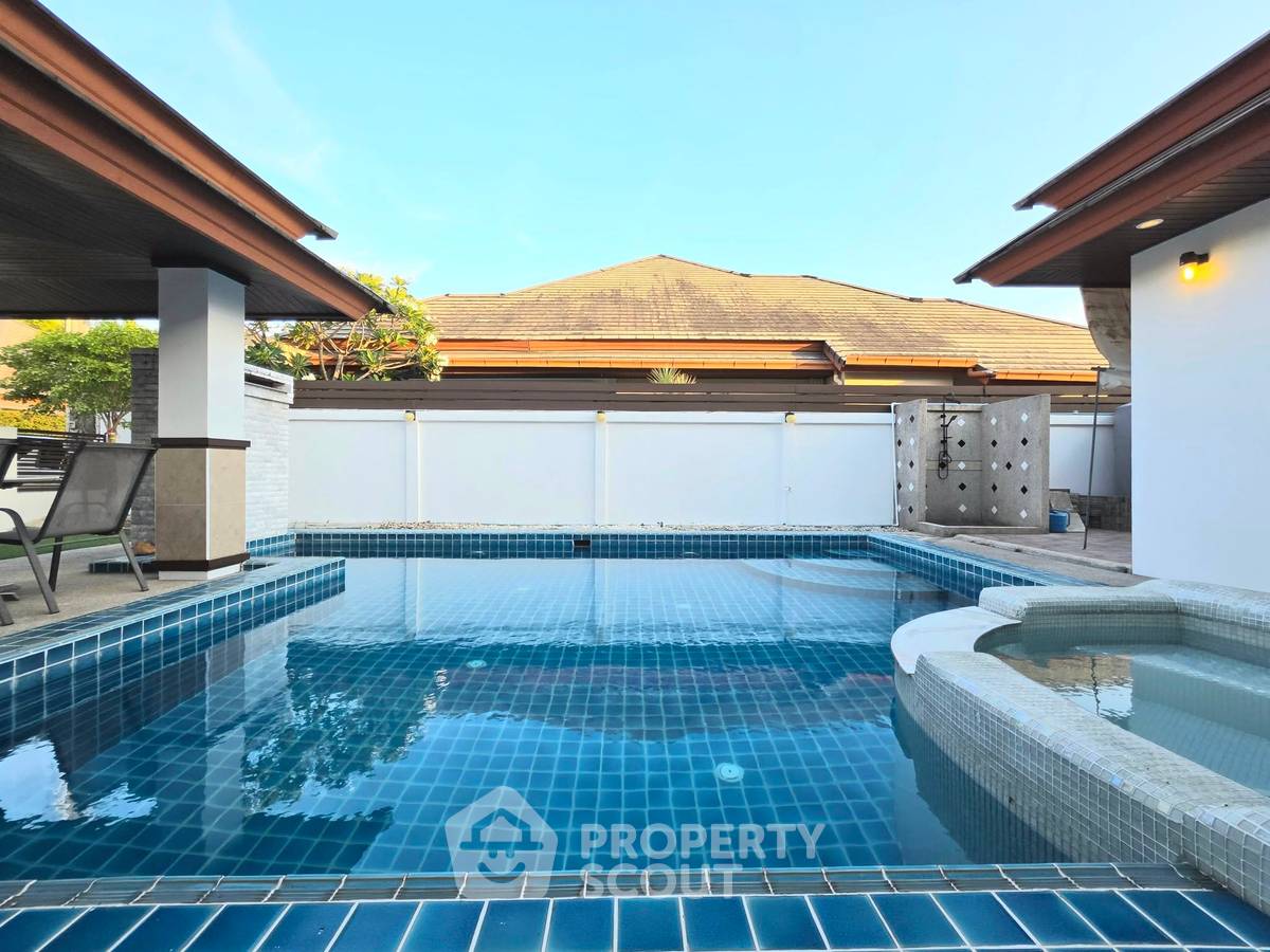 รูป บ้านเช่า 3 ห้องนอน ใน ห้วยใหญ่ บางละมุง ชลบุรี (ID 3062025) - รูปที่ 3/24