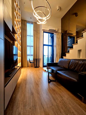 Condos for rent : 🏙️ **Looking for a beautiful, move-in ready home? Look no further!** 🏙️  ✨For Rent: Ideo Sathorn-Wongwianyai*✨