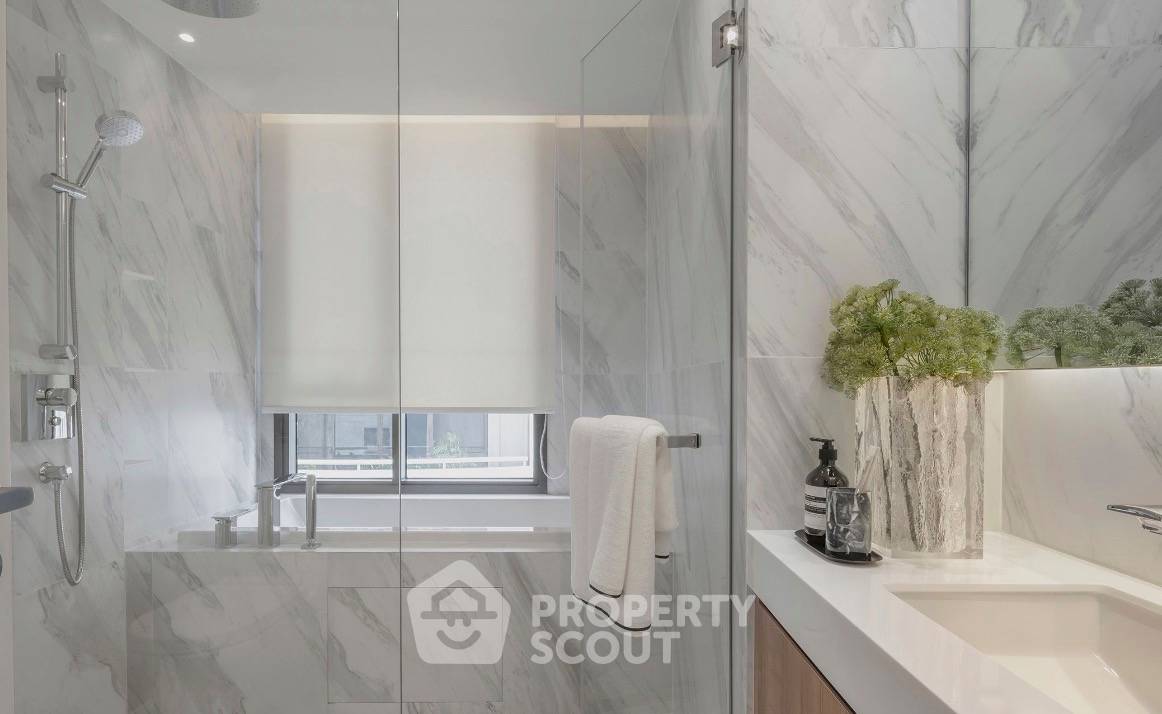 picture 2-BR 63 Sqm Condo At Muniq Sukhumvit 23, 100m to MRT Sukhumvit (ID 3060186) - 5/5