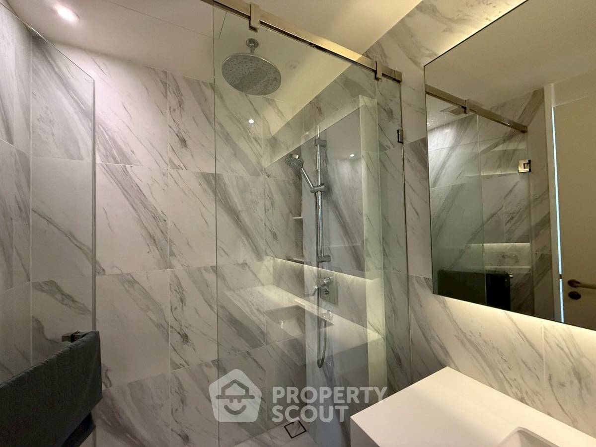 picture 2-BR 63 Sqm Condo At Muniq Sukhumvit 23, MRT Sukhumvit 100m, 24th-Floor (ID 3060086) - 9/18